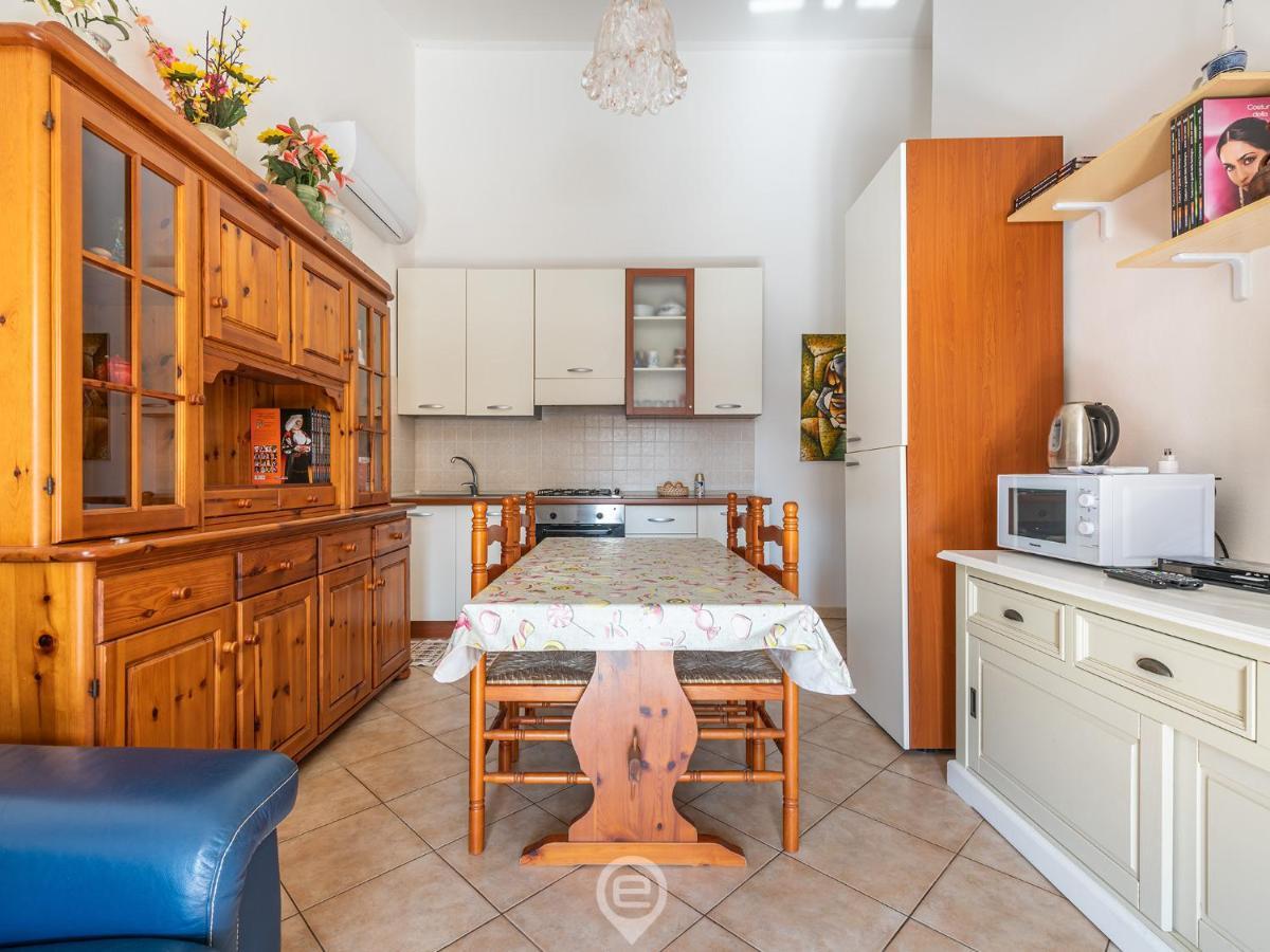 Appartamento Fiorito Putzu Idu Esterno foto